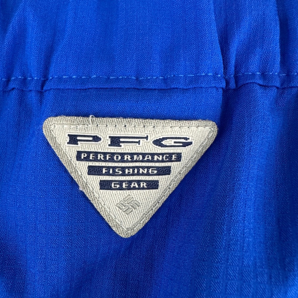 Columbia Women's Bright Blue Athletic Shorts - Picture 4 of 9